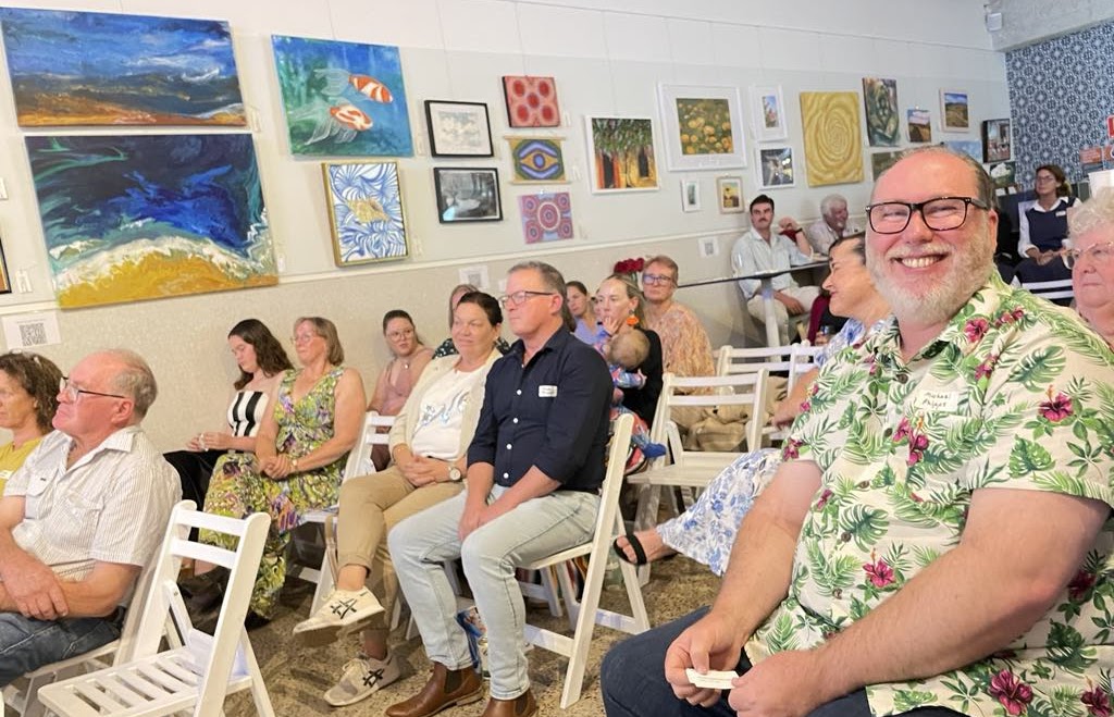Gallery audience